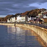 Ivy - Part Of The The Bay Village With Pool, Gym And Direct Access, Pub, Restaurant, Tennis And Meadows Walks * Filey