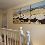 Ivy - Part Of The The Bay Village With Pool, Gym And Direct Access, Pub, Restaurant, Tennis And Meadows Walks Сasa de vacaciones *