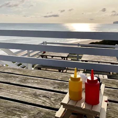 Ivy - Part Of The The Bay Village With Pool, Gym And Direct Access, Pub, Restaurant, Tennis And Meadows Walks *