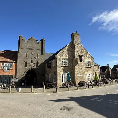 בית נופש Ivy - Part Of The The Bay Village With Pool, Gym And Direct Access, Pub, Restaurant, Tennis And Meadows Walks