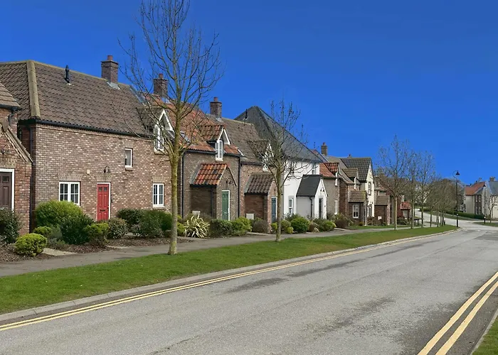 Ivy - Part Of The The Bay Village With Pool, Gym And Direct Access, Pub, Restaurant, Tennis And Meadows Walks Hébergement de vacances