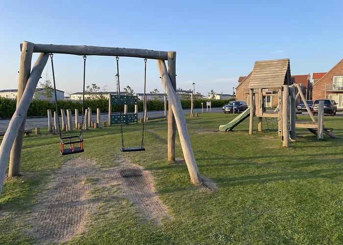 Ivy - Part Of The The Bay Village With Pool, Gym And Direct Access, Pub, Restaurant, Tennis And Meadows Walks Filey