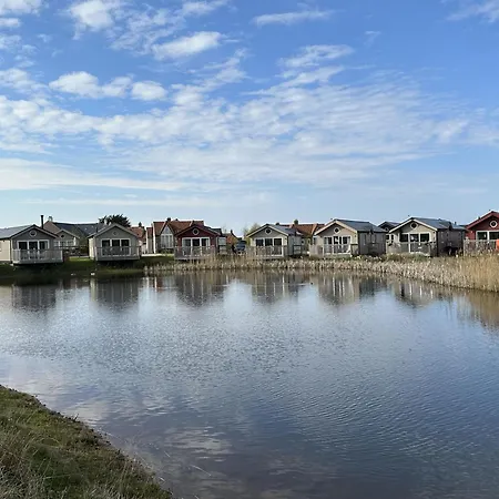 Ivy - Part Of The The Bay Village With Pool, Gym And Direct Access, Pub, Restaurant, Tennis And Meadows Walks 法利
